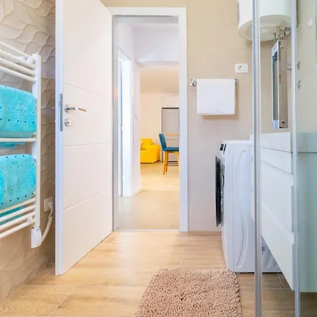 4 & 6 Apartment Makarska