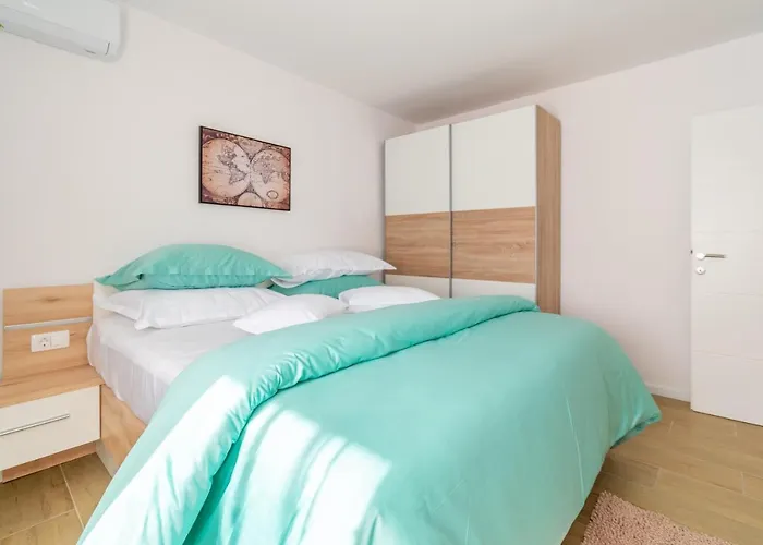 Apartment 4 & 6 Makarska