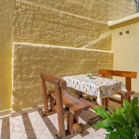 Apartamento 4 & 6 Makarska